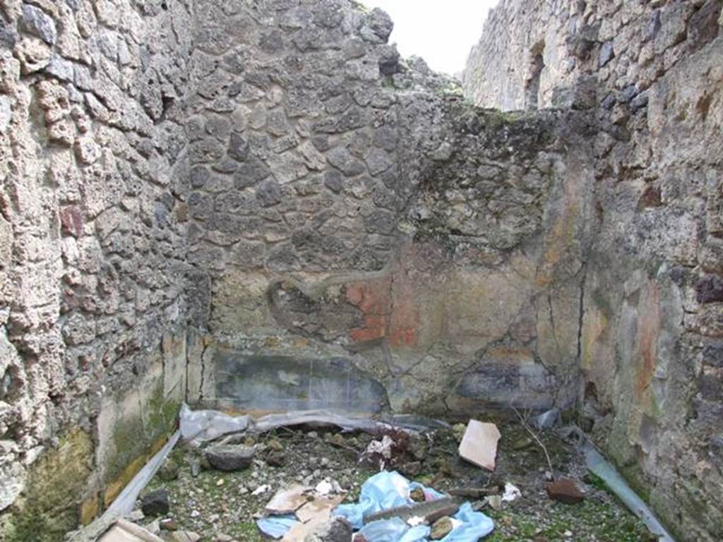 I.9.12 Pompeii. March 2009.  Room 4. Cubiculum on west side of tablinum.  South wall. 