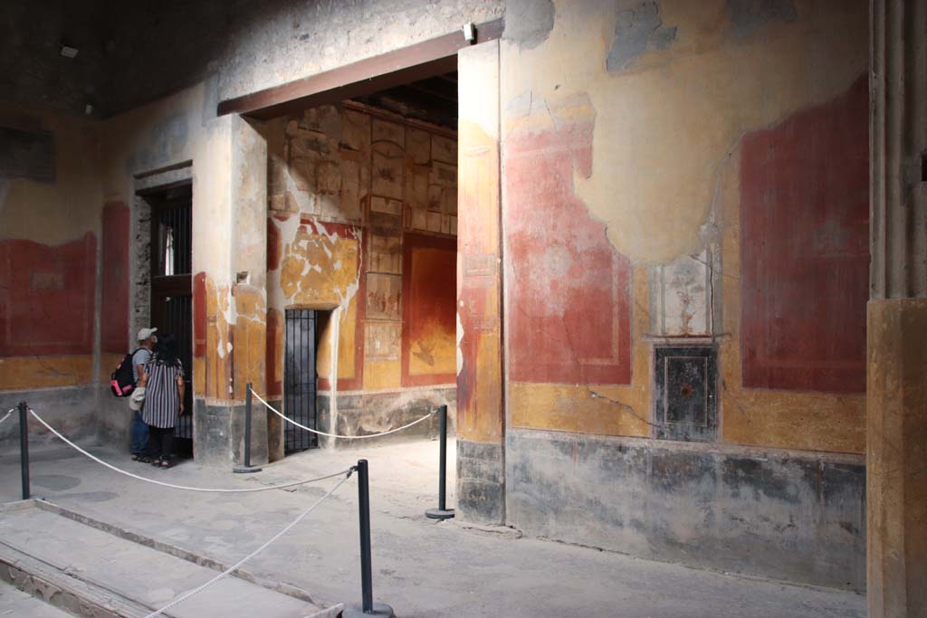 I.10.4 Pompeii. September 2021. East side of atrium with doorways to rooms 3 and 4. Photo courtesy of Klaus Heese.