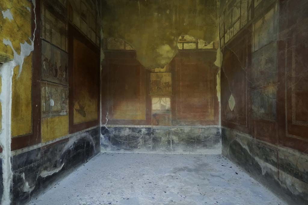 I.10.4 Pompeii. August 2021. Room 4, looking east. Photo courtesy of Robert Hanson.