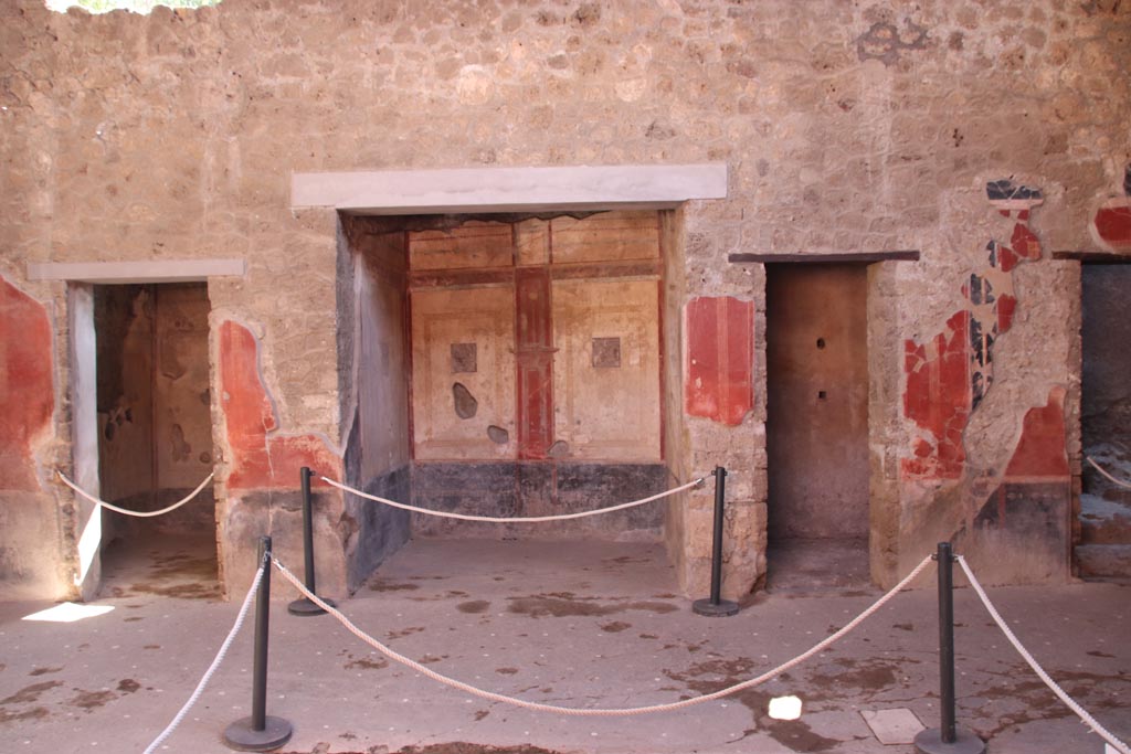 I.10.11 Pompeii. October 2022. Room 2, looking towards south side of atrium. Photo courtesy of Klaus Heese. 