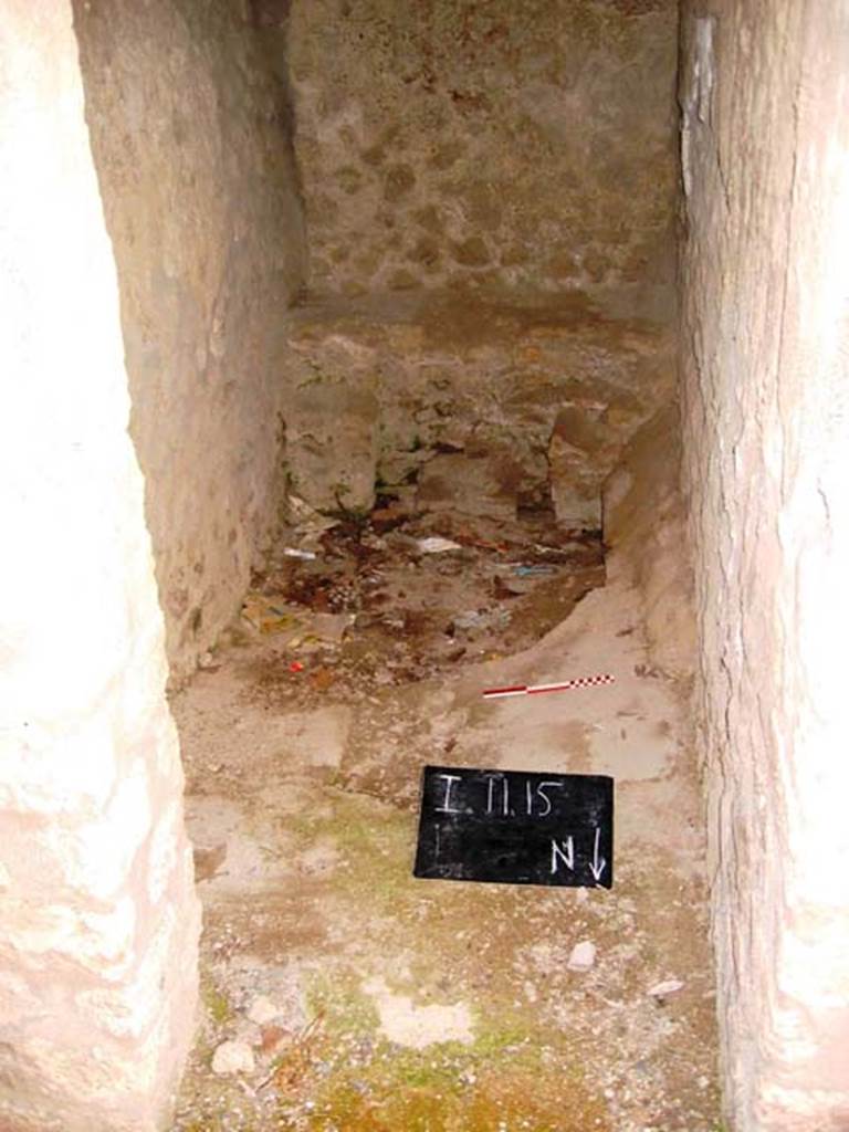 I.11.15 Pompeii. July 2006. Room 16, looking south in latrine. Photo courtesy of Barry Hobson.