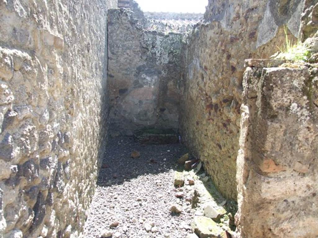 I.12.8 Pompeii.  March 2009.   Room 8.  Looking south.