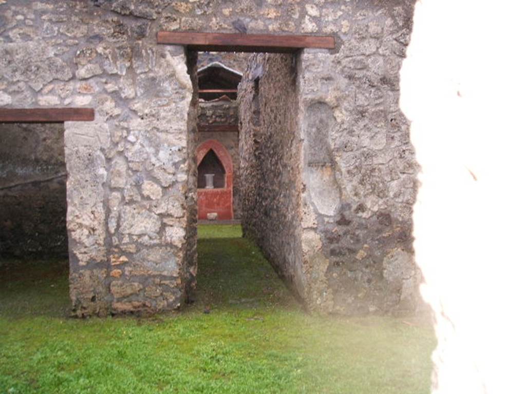 I.14.7 Pompeii.  December 2005.  Looking south across atrium to corridor leading to garden area.
