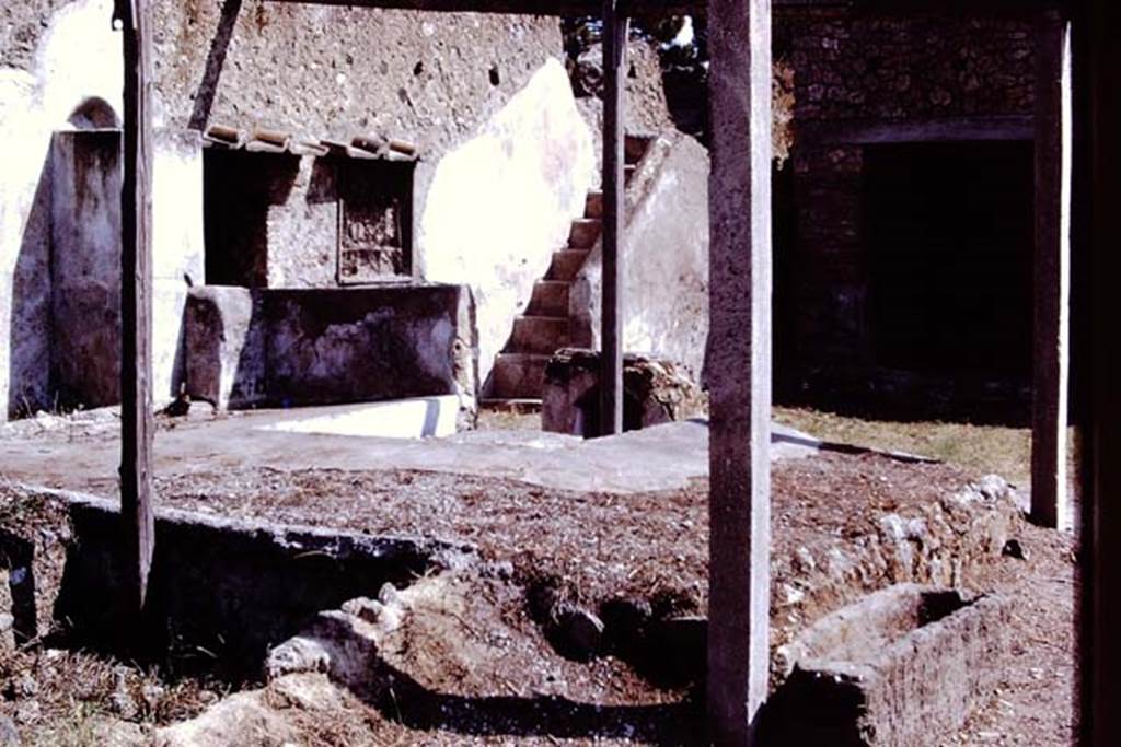 I.20.1 Pompeii. 1972. Looking north-east across triclinium. Photo by Stanley A. Jashemski. 
Source: The Wilhelmina and Stanley A. Jashemski archive in the University of Maryland Library, Special Collections (See collection page) and made available under the Creative Commons Attribution-Non Commercial License v.4. See Licence and use details. J72f0558
