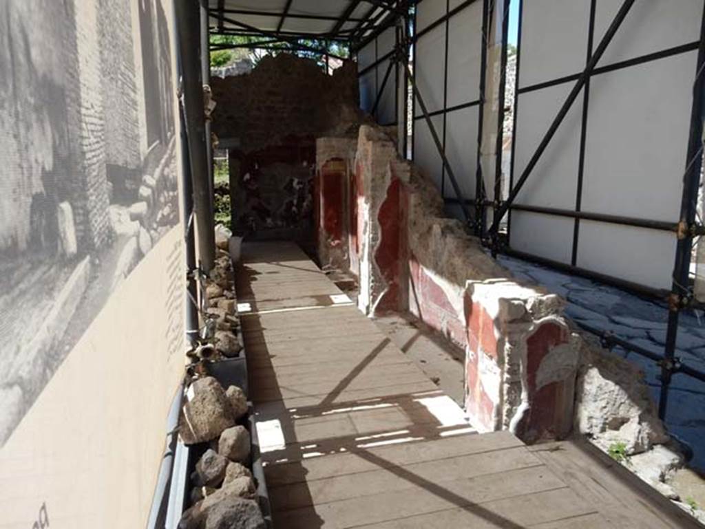 III.3.6 Pompeii. May 2018. Looking north along east side. Photo courtesy of Buzz Ferebee.