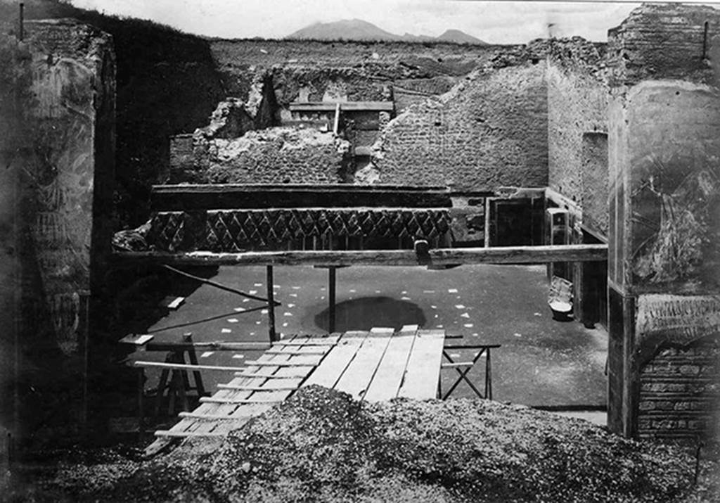 III.3.6 Pompeii. 1915, looking north through entrance during excavations. See Notizie degli Scavi di Antichità, 1916, p. 430-1, fig. 2.