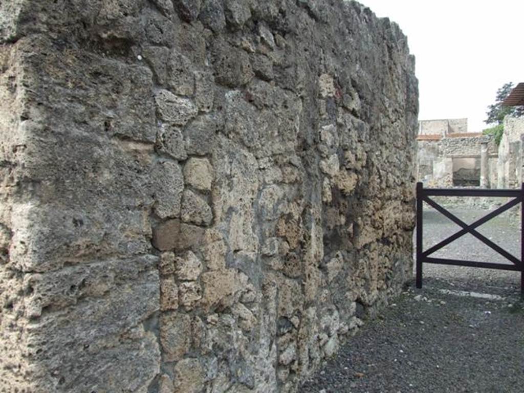 V.2.11 Pompeii. March 2009. West wall, and doorway to atrium of V.2.10