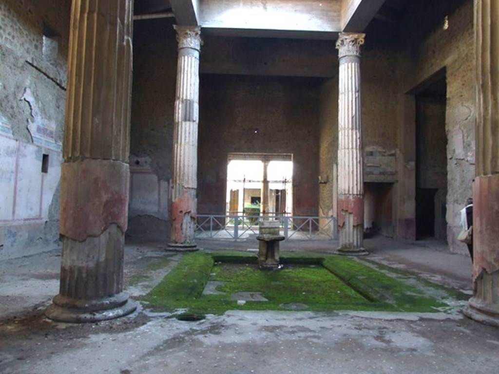 V.2.i Pompeii. December 2007. Room 1, atrium and impluvium looking towards tablinum and peristyle.