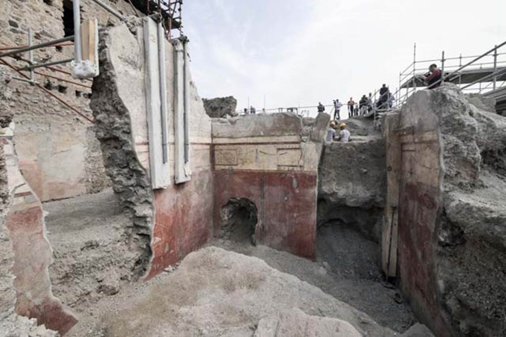 V.2.15 Pompeii. June 2018. Room A10 visible through hole in north wall of room A6 during 2018 excavations.
Photograph © Parco Archeologico di Pompei.

