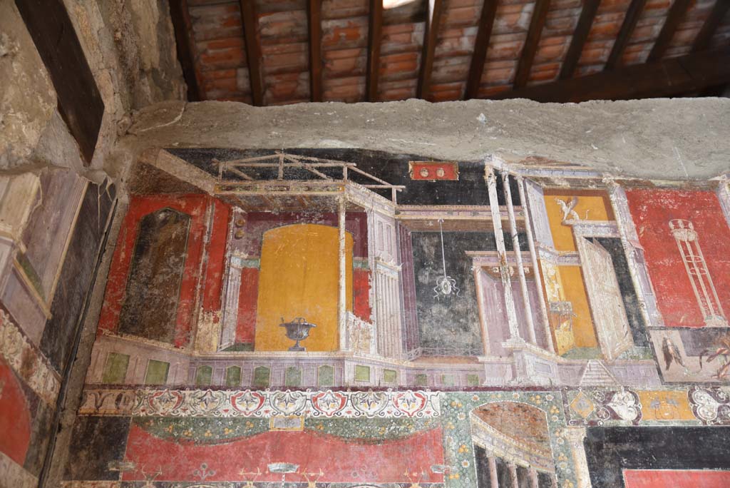 V.4.a Pompeii. March 2018. Room ‘h’, detail from upper east end of south wall of tablinum. 
Foto Annette Haug, ERC Grant 681269 DÉCOR.
