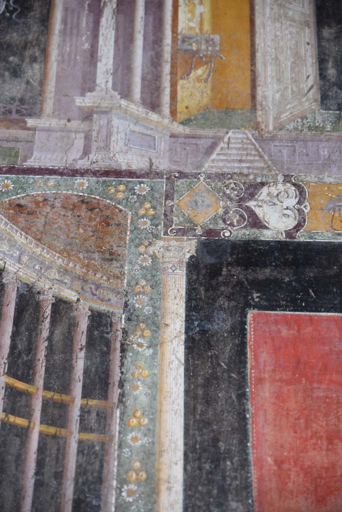 V.4.a Pompeii. March 2018. 
Room ‘h’, detail from upper east side of central panel on south wall.
Foto Annette Haug, ERC Grant 681269 DÉCOR.
