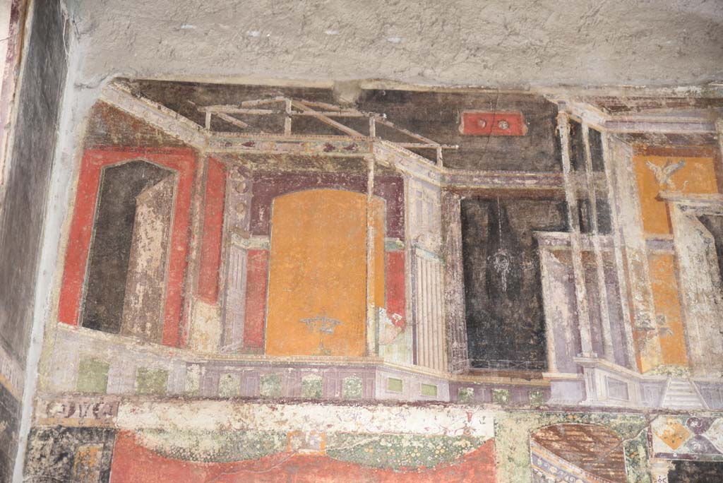 V.4.a Pompeii. March 2018. Room ‘h’, detail from upper north wall at west end.
Foto Annette Haug, ERC Grant 681269 DÉCOR.
