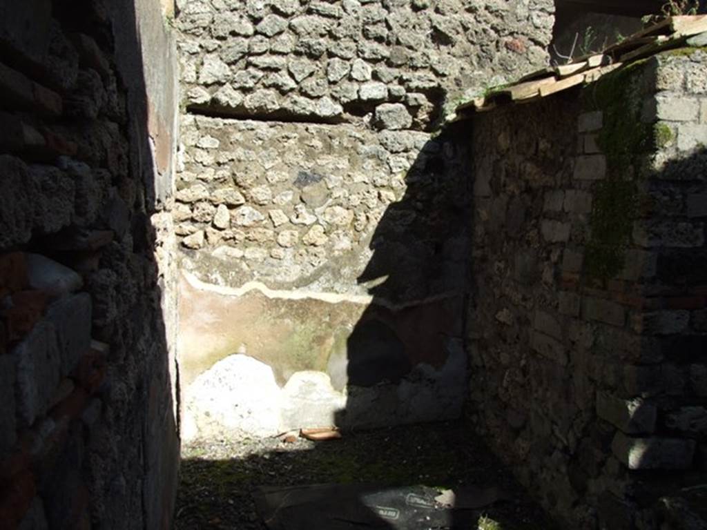 VI.8.20 Pompeii.  March 2009.  Room 16.  Area to north of oven with east wall.  Site of  Latrine ?