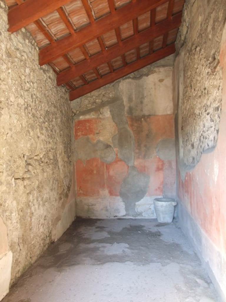 VI.9.2 Pompeii. March 2009. Room 28, north wall.