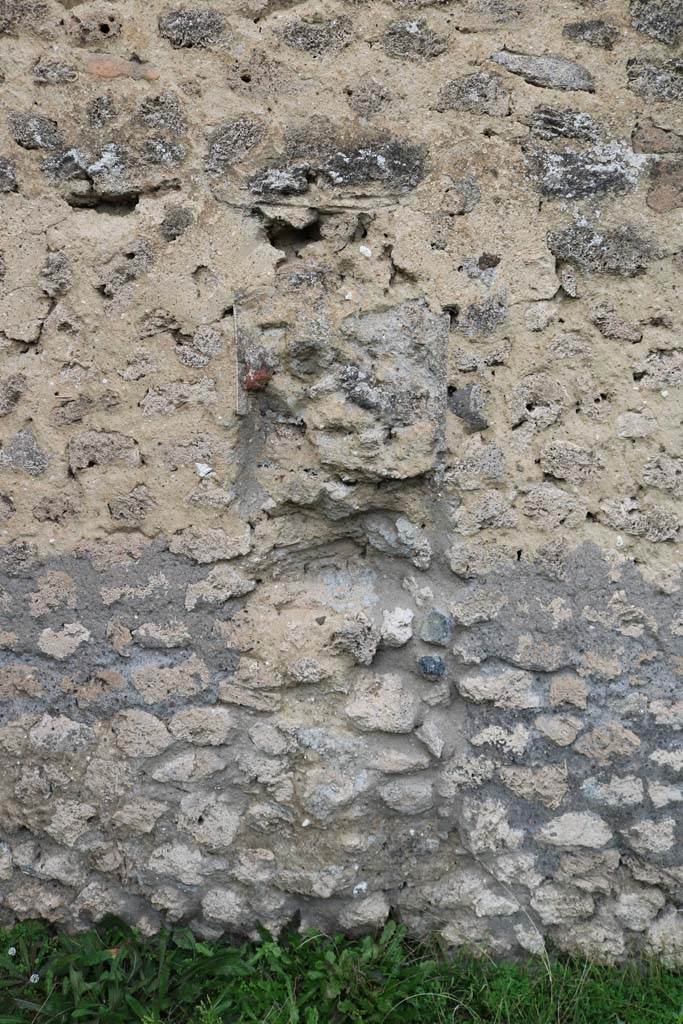 VI.11.5/15 Pompeii. December 2018. 
North wall on lower level beneath upper recess. Photo courtesy of Aude Durand.
