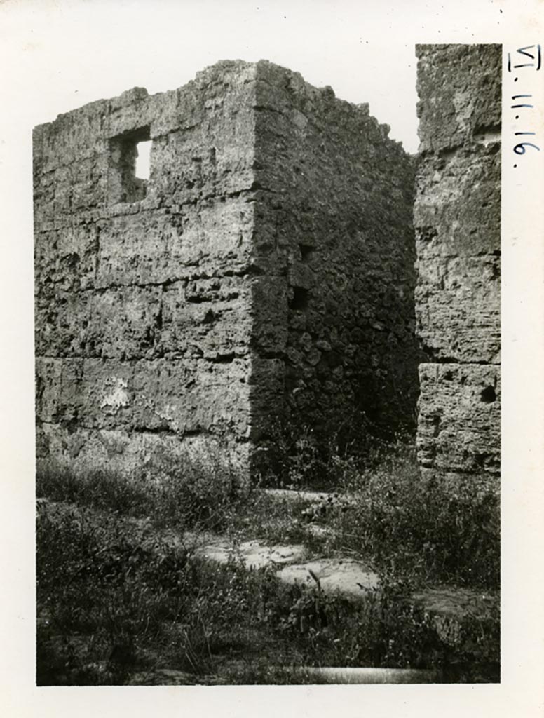 Mystery photo.
VI.11.12 Pompeii, but VI.11.16 according to Warsher, which appears to have a masonry edged (or rebuilt) doorway.
Pre-1937-39. Looking west towards entrance doorway.
Photo courtesy of American Academy in Rome, Photographic Archive. Warsher collection no. 026.


