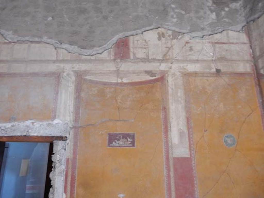 VI.15.1 Pompeii. May 2017. North wall with detail of painted panels. Photo courtesy of Buzz Ferebee.
