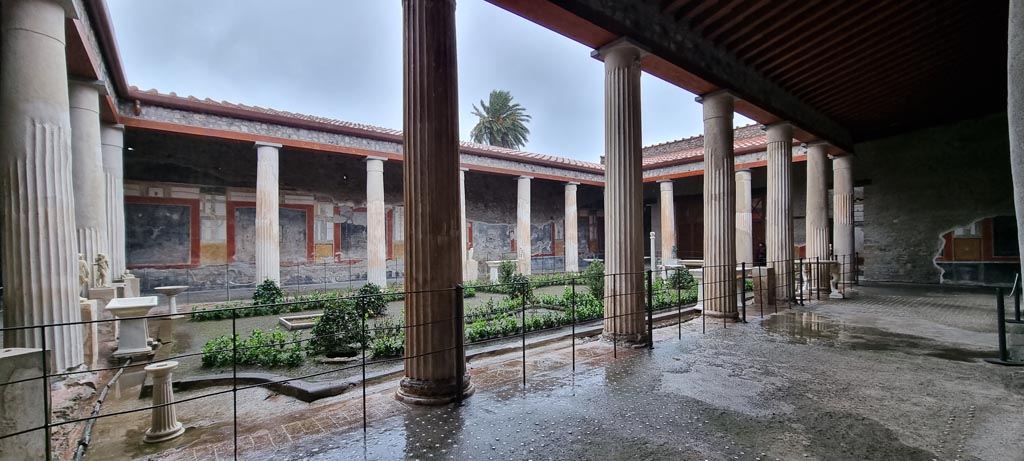 VI.15.1 Pompeii. January 2023. Looking north-west across peristyle from south-east corner. Photo courtesy of Miriam Colomer.