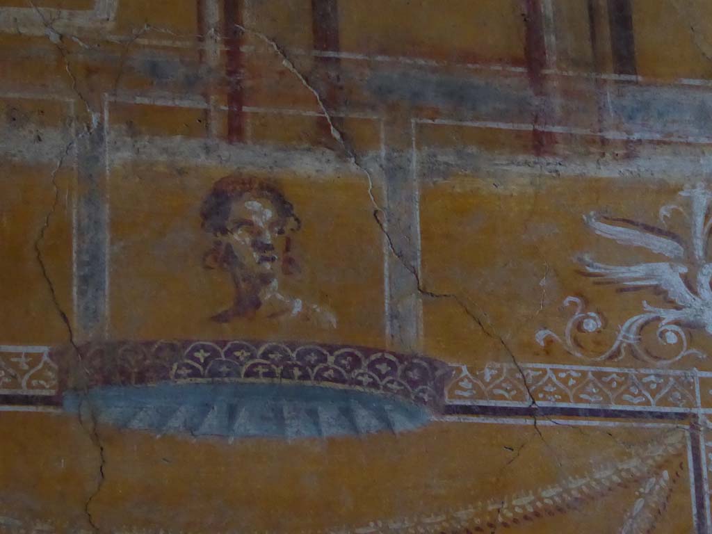 VI.16.7 Pompeii. September 2015. Room N, detail from east wall at north end.
Foto Annette Haug, ERC Grant 681269 DCOR.
