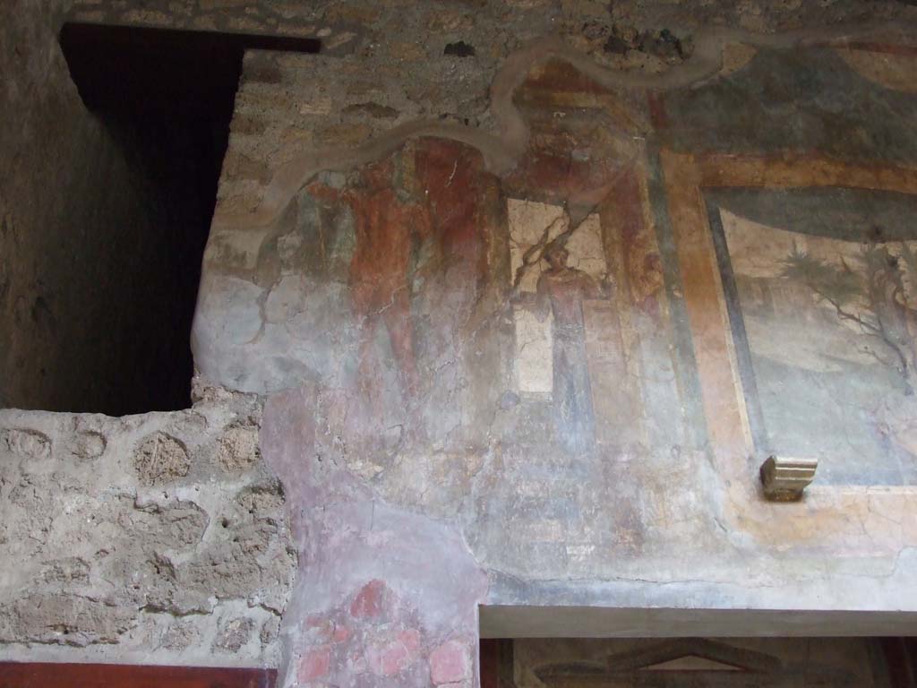 VI.16.15 Pompeii. December 2006. North wall of small tablinum D. Painting of winged creature.