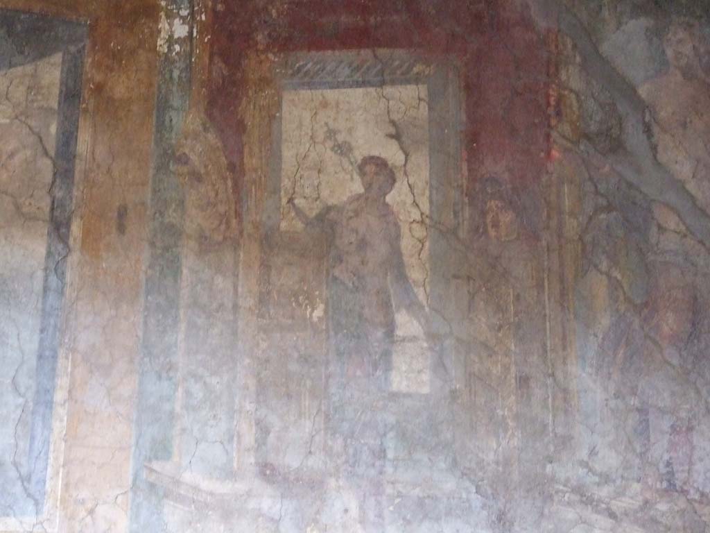 VI.16.15 Pompeii. May 2015. Detail of wall painting of woman with patera.  Photo courtesy of Buzz Ferebee.
