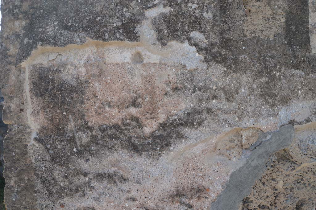 VI.17.32 Pompeii. March 2019. Looking west towards detail from south side of entrance doorway.
Foto Taylor Lauritsen, ERC Grant 681269 DÉCOR.
