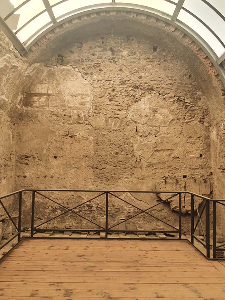 VII.1.8 Pompeii. July 2021. West wall of men’s tepidarium 3.
Foto Annette Haug, ERC Grant 681269 DÉCOR
