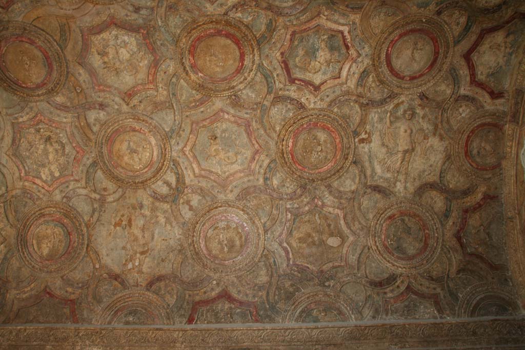 VII.1.8 Pompeii. March 2014. Stucco ceiling in vestibule 1.
Foto Annette Haug, ERC Grant 681269 DÉCOR
