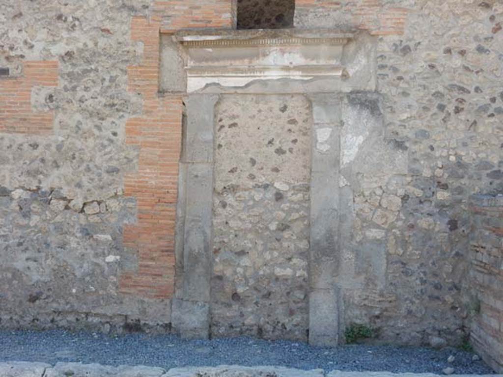 VII.1.14 Pompeii. May 2017. Blocked door between VII.1.14 and VII.1.15 on west side of Via Stabiana. Photo courtesy of Buzz Ferebee. 
