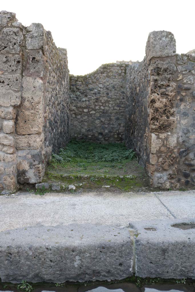 VII.1.23 Pompeii. December 2018. 
Looking west from Via Stabiana towards entrance. Photo courtesy of Aude Durand.

