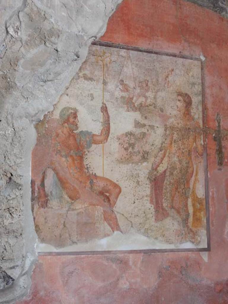 VII.1.47 Pompeii, May 2018. Exedra 10, west wall with central painting of Apollo and Poseidon helping with the construction of the walls of Troy. Photo courtesy of Buzz Ferebee.
