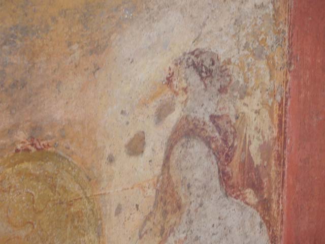 VII.1.47 Pompeii, May 2018. Exedra 10, detail from painting on east wall. 
Photo courtesy of Buzz Ferebee.
