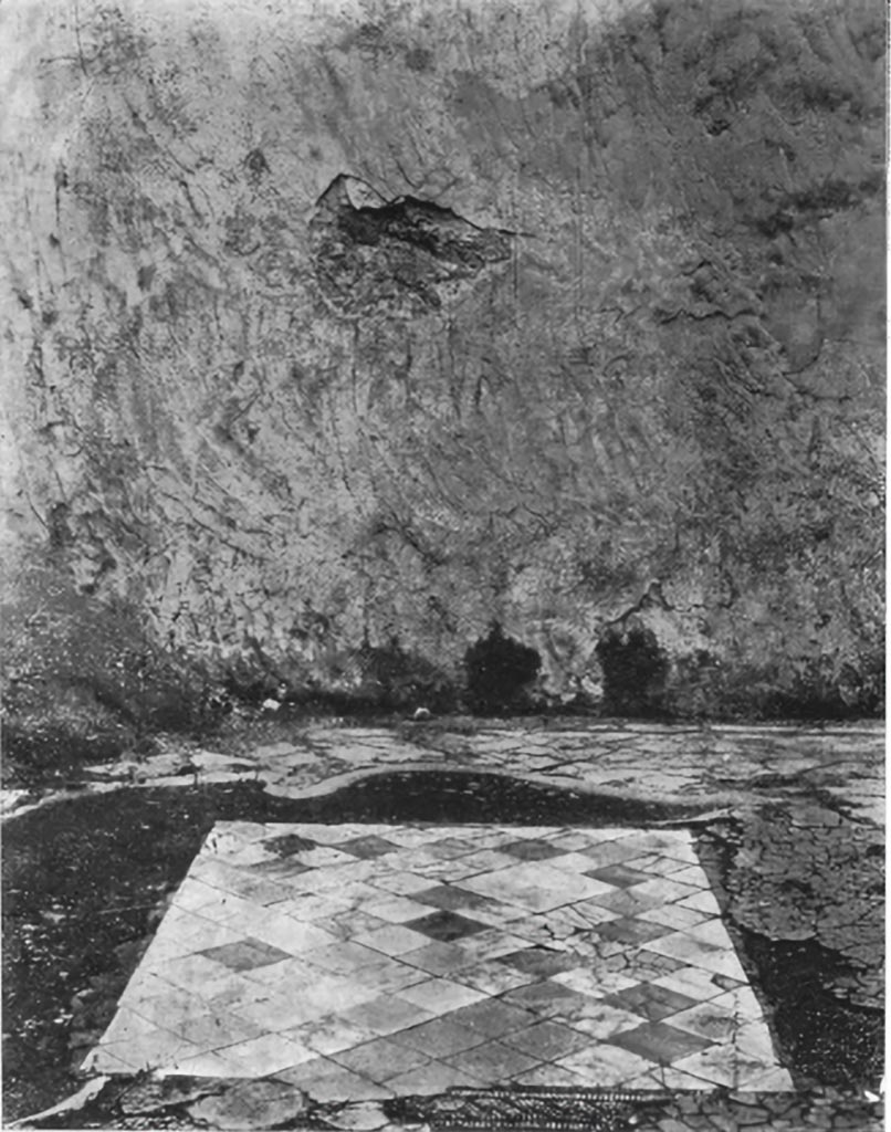 VII.2.20 Pompeii. c.1930. Triclinium (t), Opus Sectile emblema in centre of triclinium mosaic floor.
See Blake, M., (1930). The pavements of the Roman Buildings of the Republic and Early Empire. Rome, MAAR, 8, (p.44, & pl.8, tav.4)
