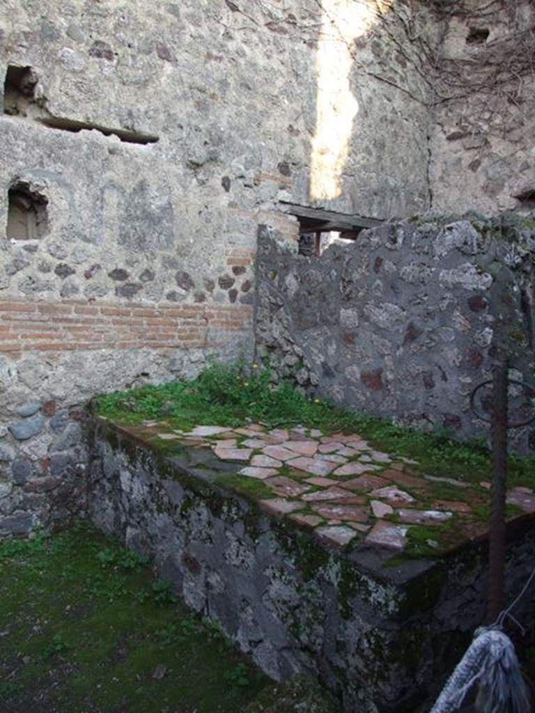VII.4.48 Pompeii. May 2015. Room 7, looking south to latrine in kitchen area.
Photo courtesy of Buzz Ferebee.
