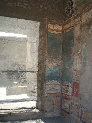 VII.4.48 Pompeii. December 2007. Room 11.  South west corner of Tablinum.