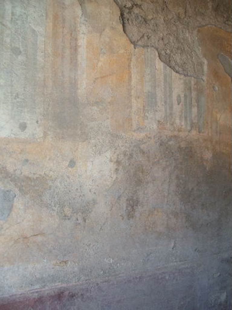 VII.4.48 Pompeii. December 2007. Room 13.  Ala. South wall.