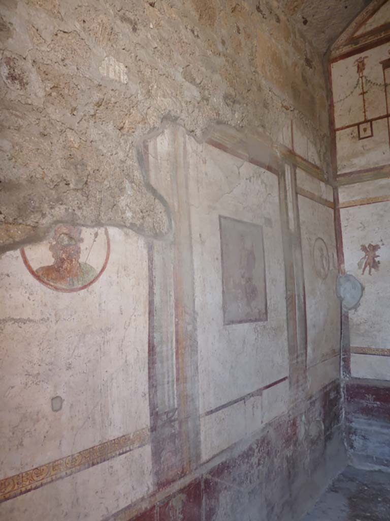 VII.4.48 Pompeii. December 2007. Room 14.  Cubiculum. South wall. 
Partially destroyed wall painting of Zeus, on left. 
