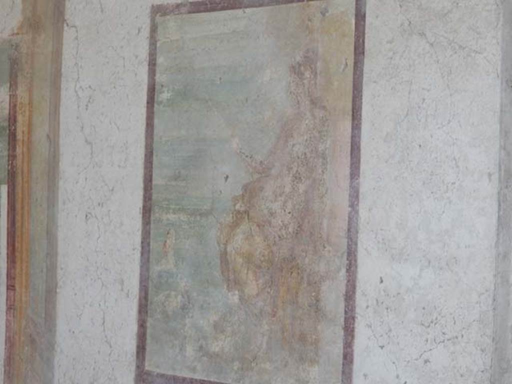 VII.4.48 Pompeii. May 2015. Room 14, medallion with painting of Helios from north wall of cubiculum at east end. Photo courtesy of Buzz Ferebee.

