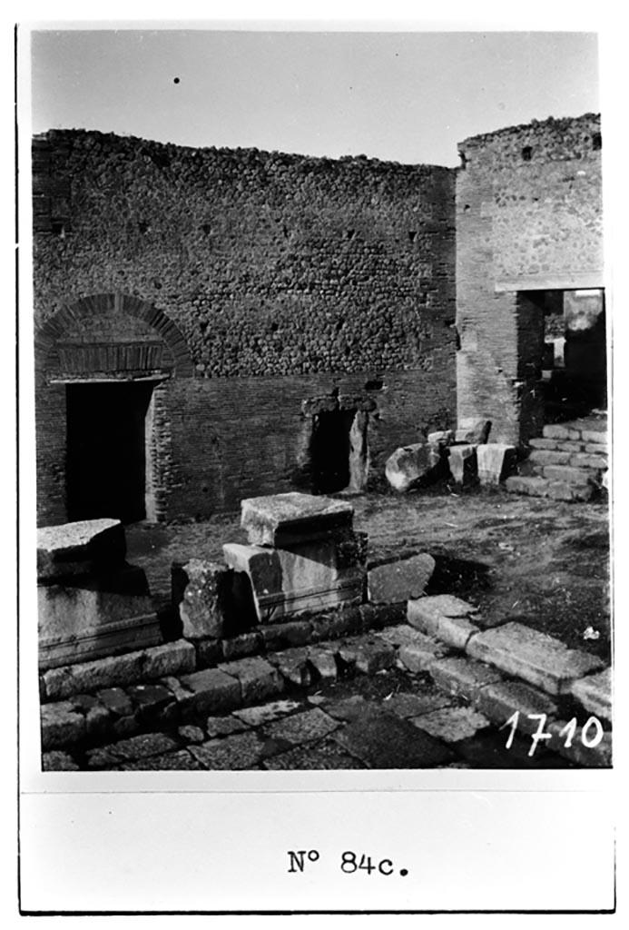 VII.7.27 Pompeii.  W.1602. North-west corner of Forum with two doorways.
On the left is the doorway to the public latrine at VII.7.28.
On the right is the doorway to the aerarium or basement cellar at VII.7.27.
Photo by Tatiana Warscher. Photo © Deutsches Archäologisches Institut, Abteilung Rom, Arkiv. 
