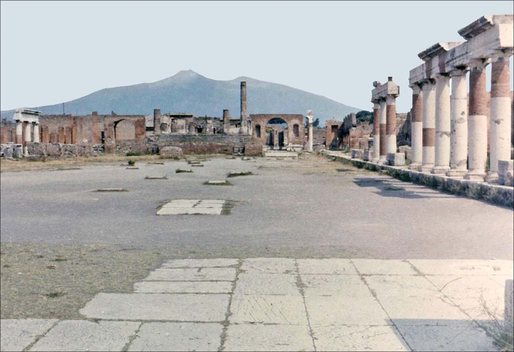 VII.8 Pompeii Forum. June 1962. Looking north along the east side.
Photo by Brian Philp: Pictorial Colour Slides, forwarded by Peter Woods
(P43.4 POMPEII The Forum)
