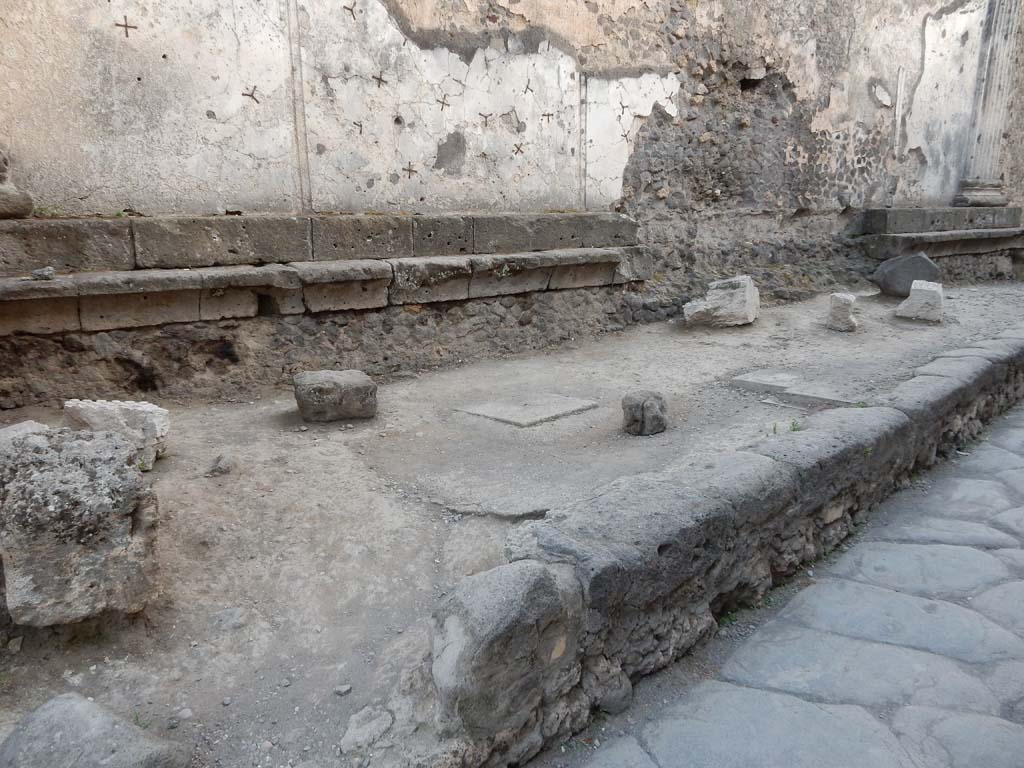 VII.8 Pompeii Forum. June 2019. North wall of Forum in Vicolo dei Soprastanti. Photo courtesy of Buzz Ferebee.