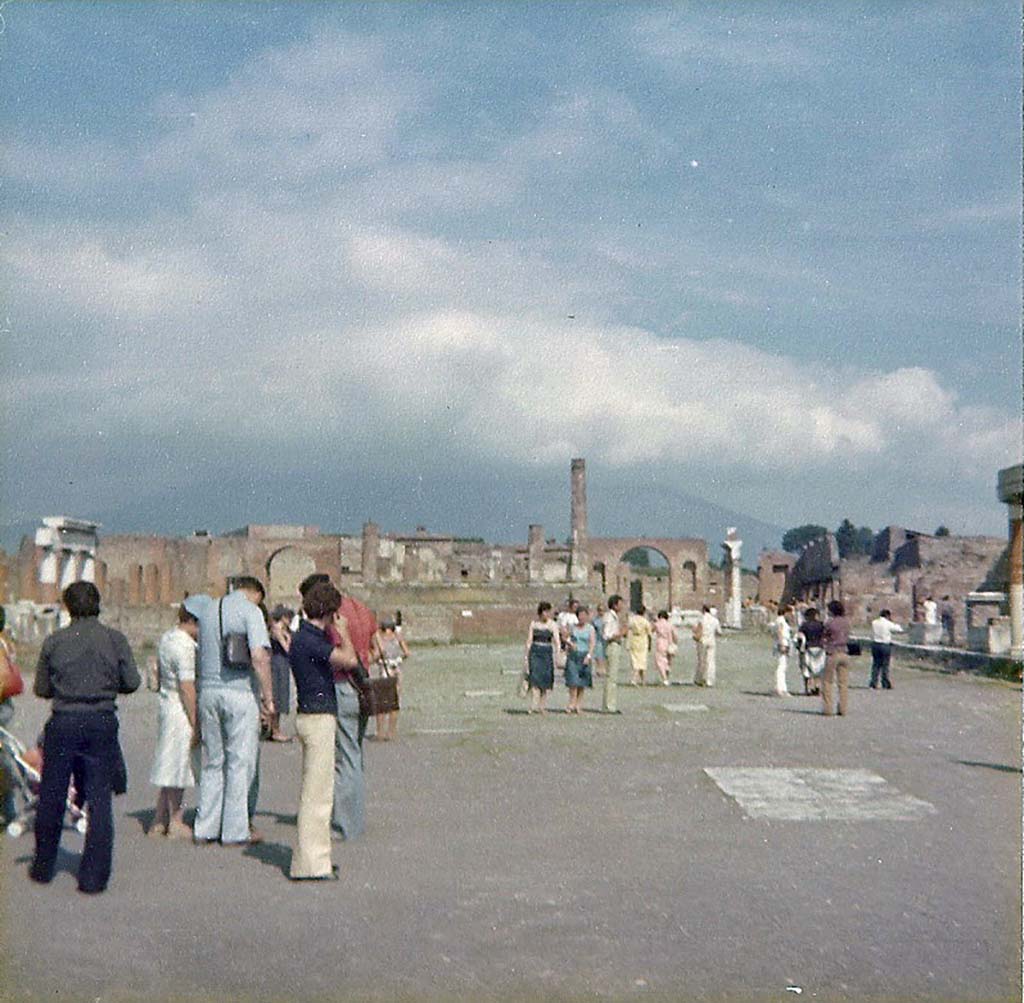 VII.8 Pompeii Forum. 1978. Looking north. Photo courtesy of Roberta Falanelli.