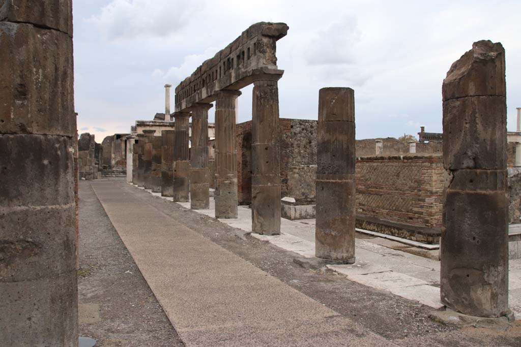VII.8 Pompeii Forum. October 2020. Looking west along south side. Photo courtesy of Klaus Heese.