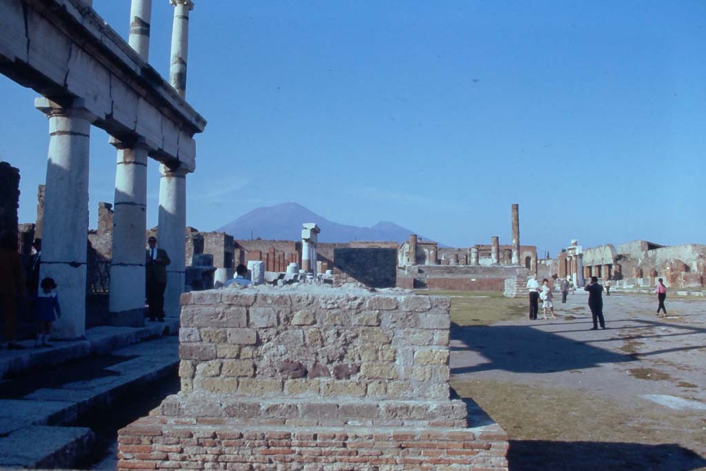 VII.8.00 Pompeii. December 1968. Looking north along west side of Forum. Photo courtesy of Rick Bauer.

