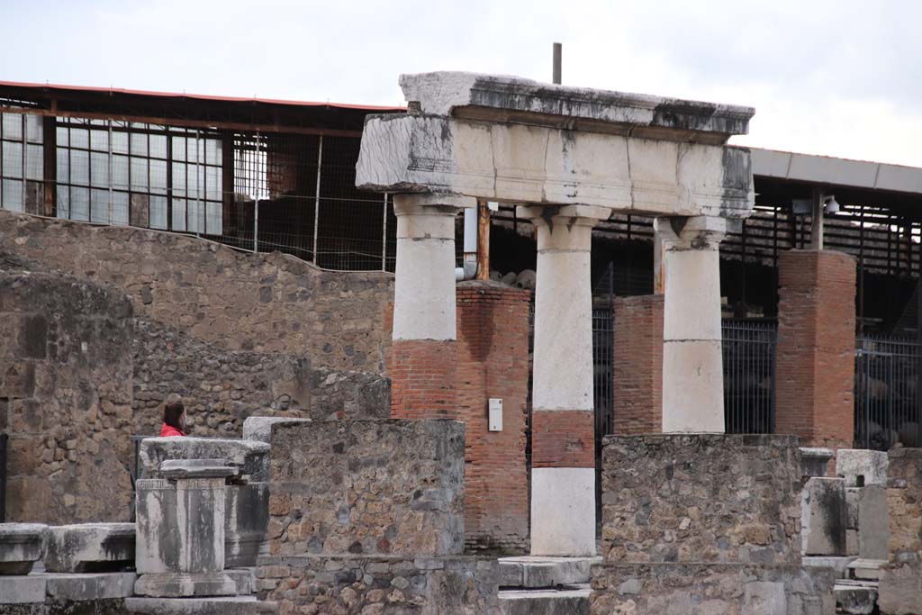 VII.8 Pompeii Forum. December 2018. Looking south along west side. Photo courtesy of Aude Durand.