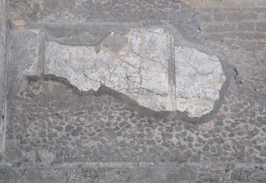 VII.8.01 Pompeii. July 2017. Detail of remaining stucco decoration.
Foto Anne Kleineberg, ERC Grant 681269 DÉCOR.

