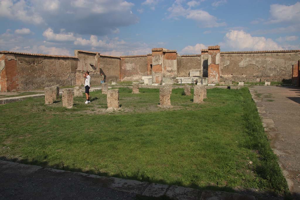 VII.9.7 and VII.9.8 Pompeii. September 2017. Looking towards north-east corner. Photo courtesy of Klaus Heese.