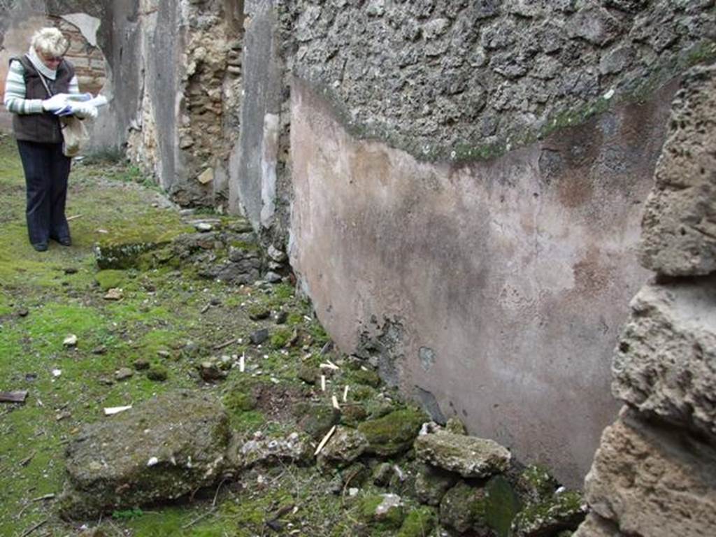 VII.11.14 Pompeii. March 2009. Room 1, site of staircase near east wall of passageway.
