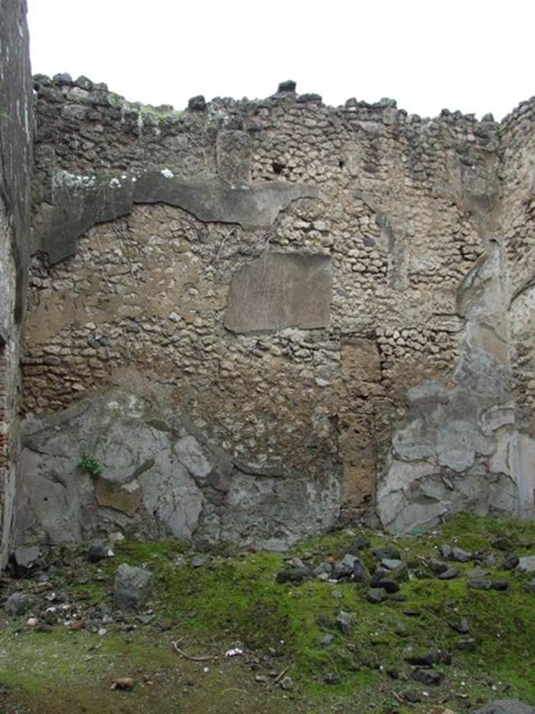 VII.11.14 Pompeii.  March 2009.  Room 8. Atrium.  West wall.