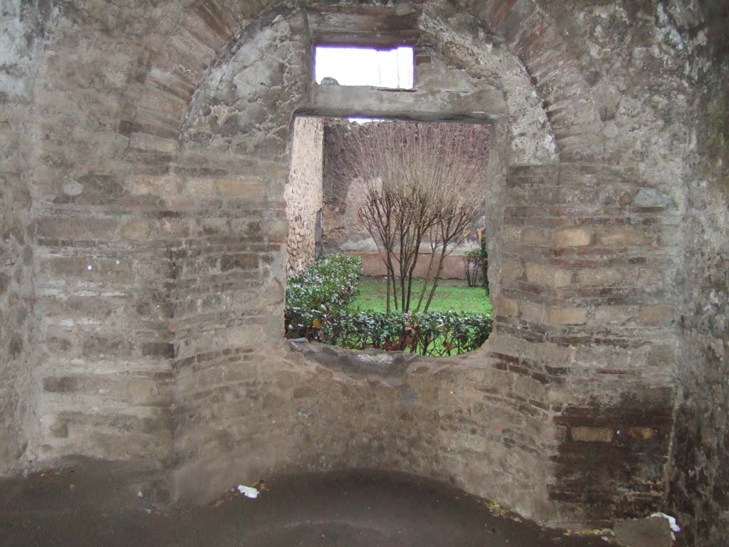 VII.14.9 Pompeii.  March 2009.  Room 10.  Bath suite.  North wall.